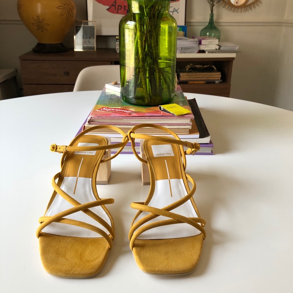 Dolce Vita Strappy Sandals Zyda